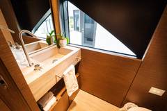 2018 CUSTOM LINE Navetta 33 "AMITY" photo 9