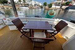 2010 SUNSEEKER Manhattan 60 "CAPITAL SEA" photo 7