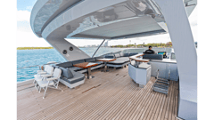 2009 AZIMUT YACHTS Flybridge 85 "KNOT WOKE" photo 8