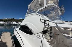 2005 RIVIERA 37 Flybridge "WORK TO PLAY" photo 9