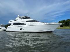 2004 HATTERAS 80 Motor Yacht "HOPE" photo 1