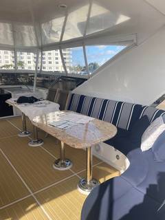 2004 HATTERAS 80 Motor Yacht "HOPE" photo 4