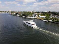 2001 LAZZARA YACHTS 94ft "IV TRANQUILITY - 94 FT LAZZARA MOTORYACHT 2001" photo 6