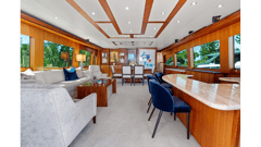 2013 HATTERAS 80 Motor Yacht "GRIFFIN" photo 7