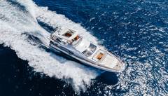 2017 AZIMUT YACHTS 72 Fly "CLASS DISMISSED" photo 9