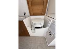 2021 EVERGLADES 365 Center Console "BABY SEAL" photo 7