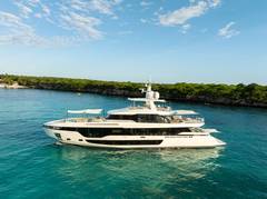 2024 AZIMUT YACHTS Grande 36M "LUZ DE MAR" photo 3