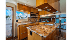 2006 HATTERAS 64 Motor Yacht "LADY BELLA" photo 6