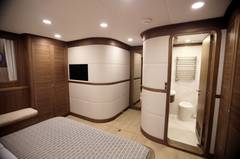 2018 BERING YACHTS BERING 65 "GOLDEN MILE" photo 5