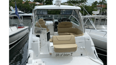 2013 CRUISERS YACHTS 380 Express "2013 CRUISERS YACHTS 380 EXPRESS" photo 4