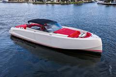 2016 VANQUISH YACHTS "VQ48" photo 6