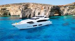 2018 SUNSEEKER 95 Yacht "EVERDEEN" photo 2