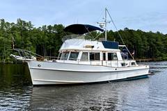 1997 GRAND BANKS MARINE 42 Classic Stabilized "TUMBLEWEED" photo 2