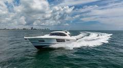 2016 RIVIERA 5000 Sport Yacht "ANGELY" photo 8
