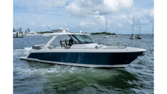 2021 TIARA YACHTS 38 LS "LIQUID ASSET" photo 1