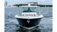 2021 TIARA YACHTS 38 LS "LIQUID ASSET" photo 2