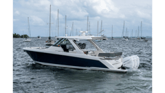 2021 TIARA YACHTS 38 LS "LIQUID ASSET" photo 6