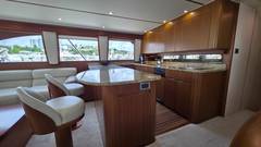 2010 VIKING 64' Sportfish Convertible "SAFARI" photo 7