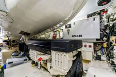 2014 LAZZARA YACHTS "LAZZARA" photo 3