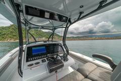 2024 VALHALLA BOATWORKS V-33 "V-33 VALHALLA" photo 2