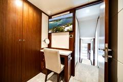 2018 OCEAN ALEXANDER 100 MY "WIGGLE ROOM" photo 5