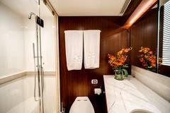 2018 OCEAN ALEXANDER 100 MY "WIGGLE ROOM" photo 7
