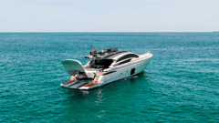 2017 PERSHING 82 VHP "DOUBLE OR NOTHING" photo 5