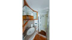 2004 AZIMUT YACHTS 55E "BELLE" photo 5