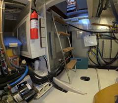 1999 KROGEN Raised Pilothouse "STILL WATERS" photo 5
