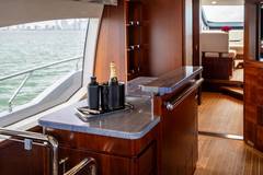 2008 AZIMUT YACHTS Flybridge "BEAUTIFUL M" photo 3