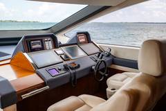 2008 AZIMUT YACHTS Flybridge "BEAUTIFUL M" photo 9
