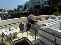 2010 AICON YACHTS 85 "GALLEN" photo 7