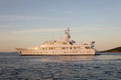 1989 FEADSHIP Custom 152' "KASSANDRA" photo 3