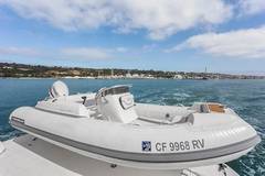 2014 HAMPTON YACHTS 760 Skylounge Motor Yacht "TIGER LILLI" photo 9