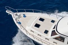 1999 OFFSHORE YACHTS 48 Sedan "5 O'CLOCK SOMEWHERE" photo 6