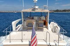 1999 OFFSHORE YACHTS 48 Sedan "5 O'CLOCK SOMEWHERE" photo 8