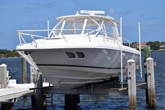 2010 INTREPID POWERBOATS INC. 390 Sport Yacht "ISLA REINA" photo 4