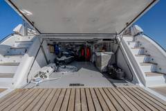 2004 SUNSEEKER 105 "2004 SUNSEEKER 105 YACHT" photo 8