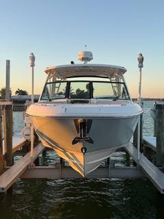 2017 BOSTON WHALER 320 VANTAGE "BOSTON WHALER 320 VANTAGE" photo 2