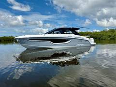 2024 CRUISERS YACHTS 42 GLS OB "Cruisers Yachts 42 GLS OB" photo 3