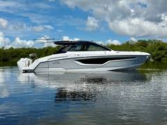 2024 CRUISERS YACHTS 42 GLS OB "Cruisers Yachts 42 GLS OB" photo 4