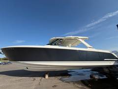 2022 TIARA YACHTS 43 LS "TIARA YACHTS 43 LS" photo 1
