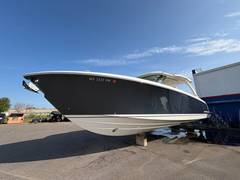2022 TIARA YACHTS 43 LS "TIARA YACHTS 43 LS" photo 2