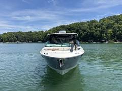 2026 SEA RAY SLX 360 OUTBOARD "SEA RAY SLX 360 OUTBOARD" photo 3