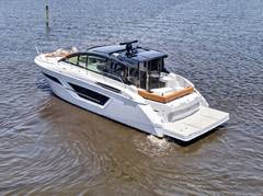 2026 CRUISERS YACHTS 46 Cantius "Cruisers Yachts 46 Cantius" photo 3