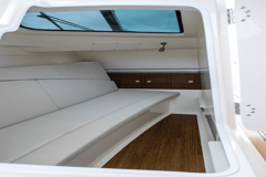 2024 BOSTON WHALER 320 Vantage "BOSTON WHALER 320 VANTAGE" photo 4
