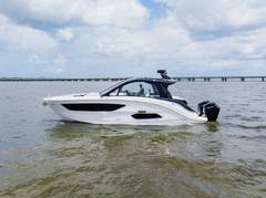 2026 SEA RAY Sundancer 370 Outboard "SEA RAY SUNDANCER 370 OUTBOARD" photo 2