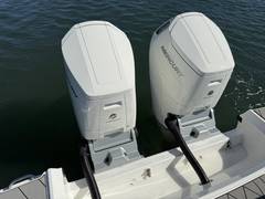 2026 SEA RAY SLX 400 Outboard "SEA RAY SLX 400 OUTBOARD" photo 3