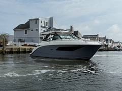 2021 SEA RAY 320 SUNDANCER "Sea Ray 320 SUNDANCER" photo 1