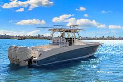 2014 BOSTON WHALER 350 OUTRAGE "BOSTON WHALER 350 OUTRAGE" photo 4